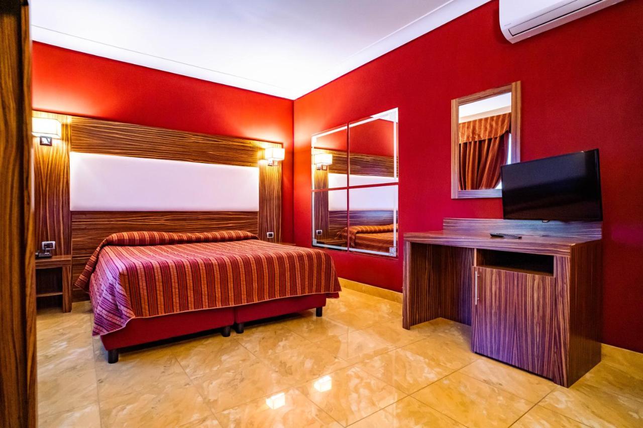 Marcantonio Hotel Giugliano In Campania Exterior foto